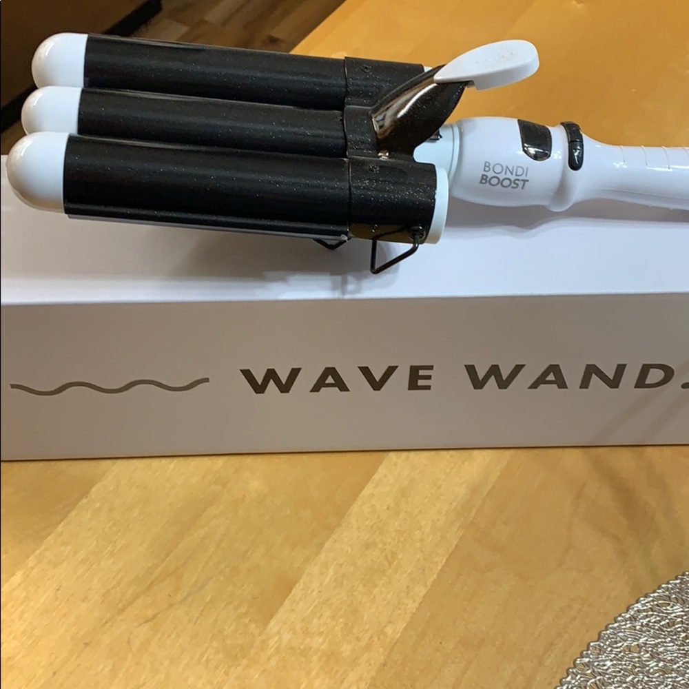 BONDI BOOST WAVE WAND